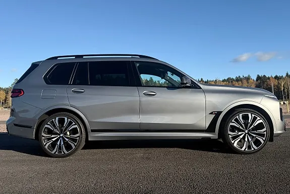 BMW X7 2024 photo 3