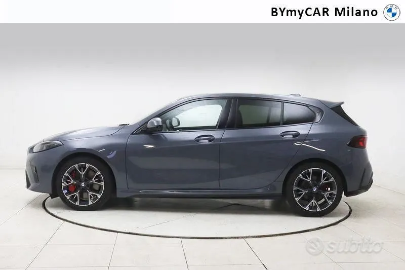 BMW 1 Series 2025 photo 3