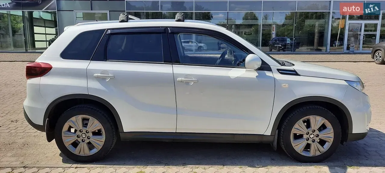 Suzuki Vitara 2019 photo 3