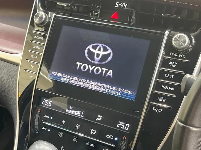 Toyota Hariera 2014 photo 3