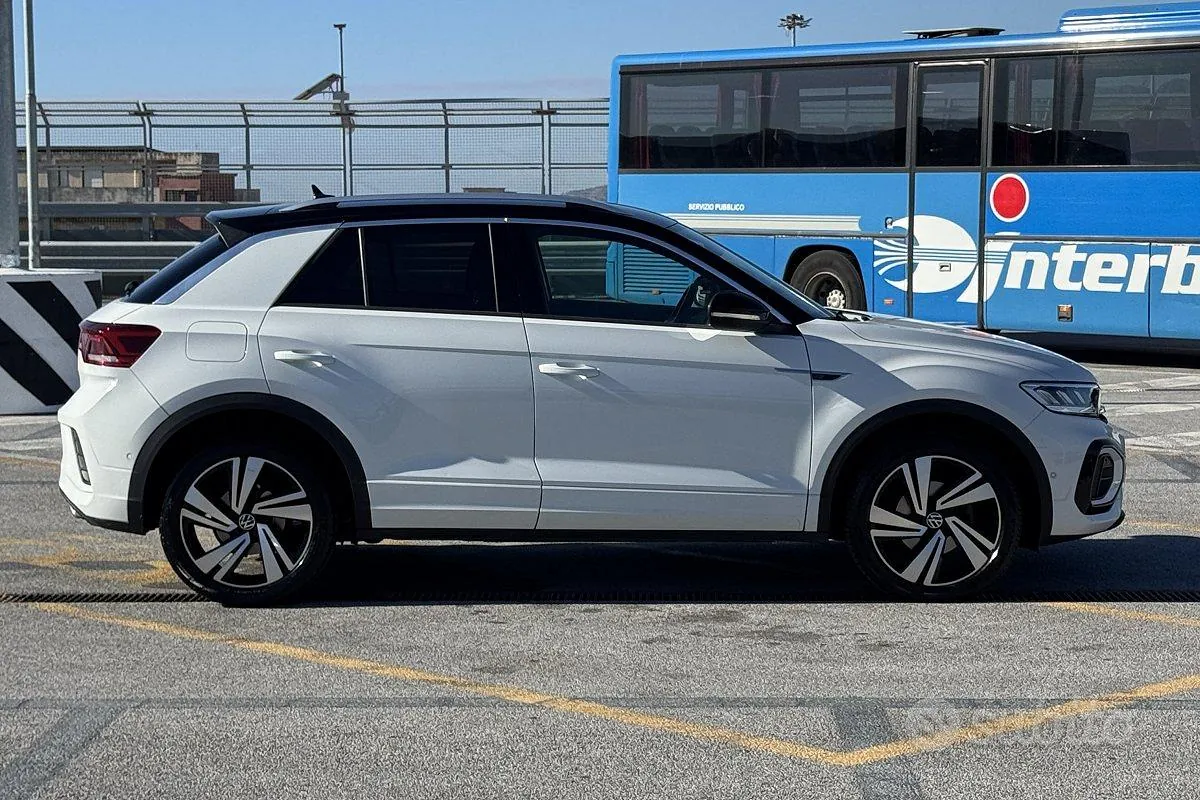 Volkswagen T-Roc 2024 photo 4