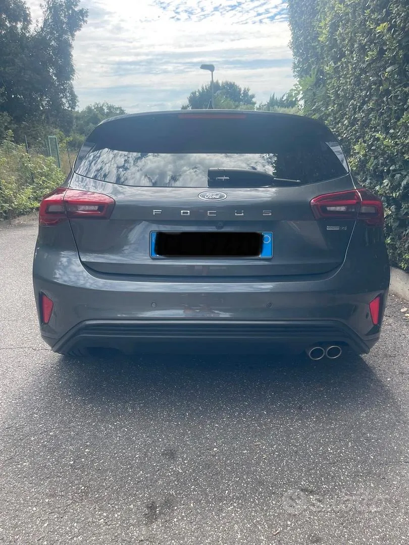 Ford Focus 2022 photo 3
