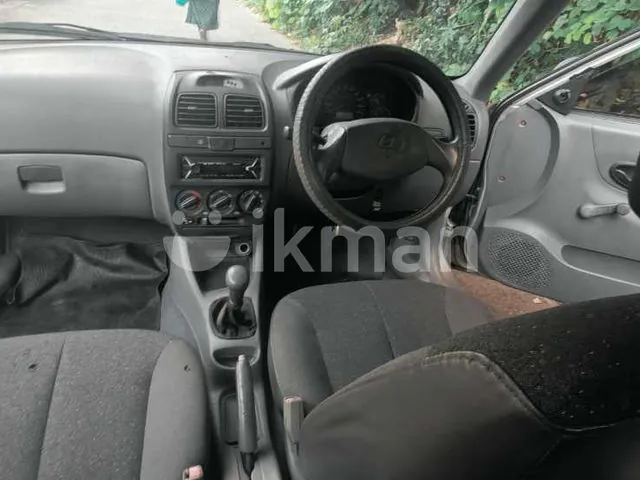 Hyundai Accent 2003 photo 4