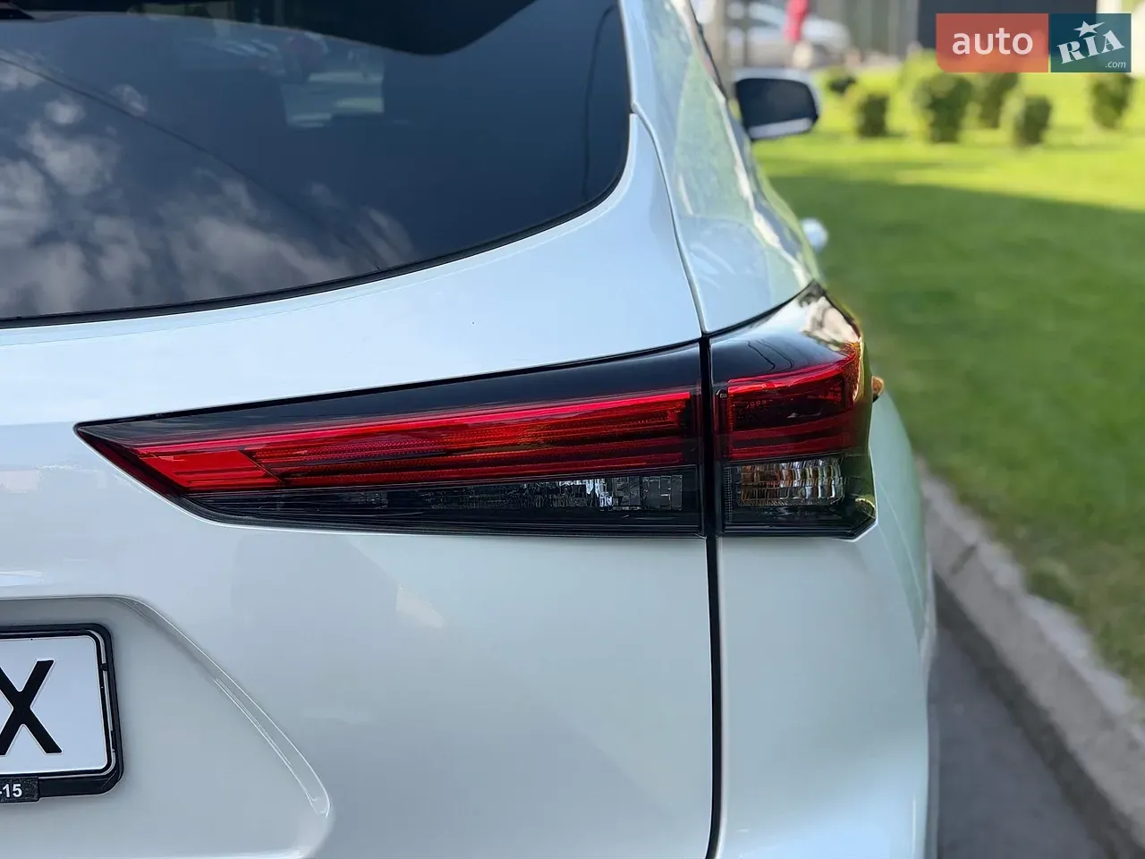 Toyota Highlander 2023 photo 5