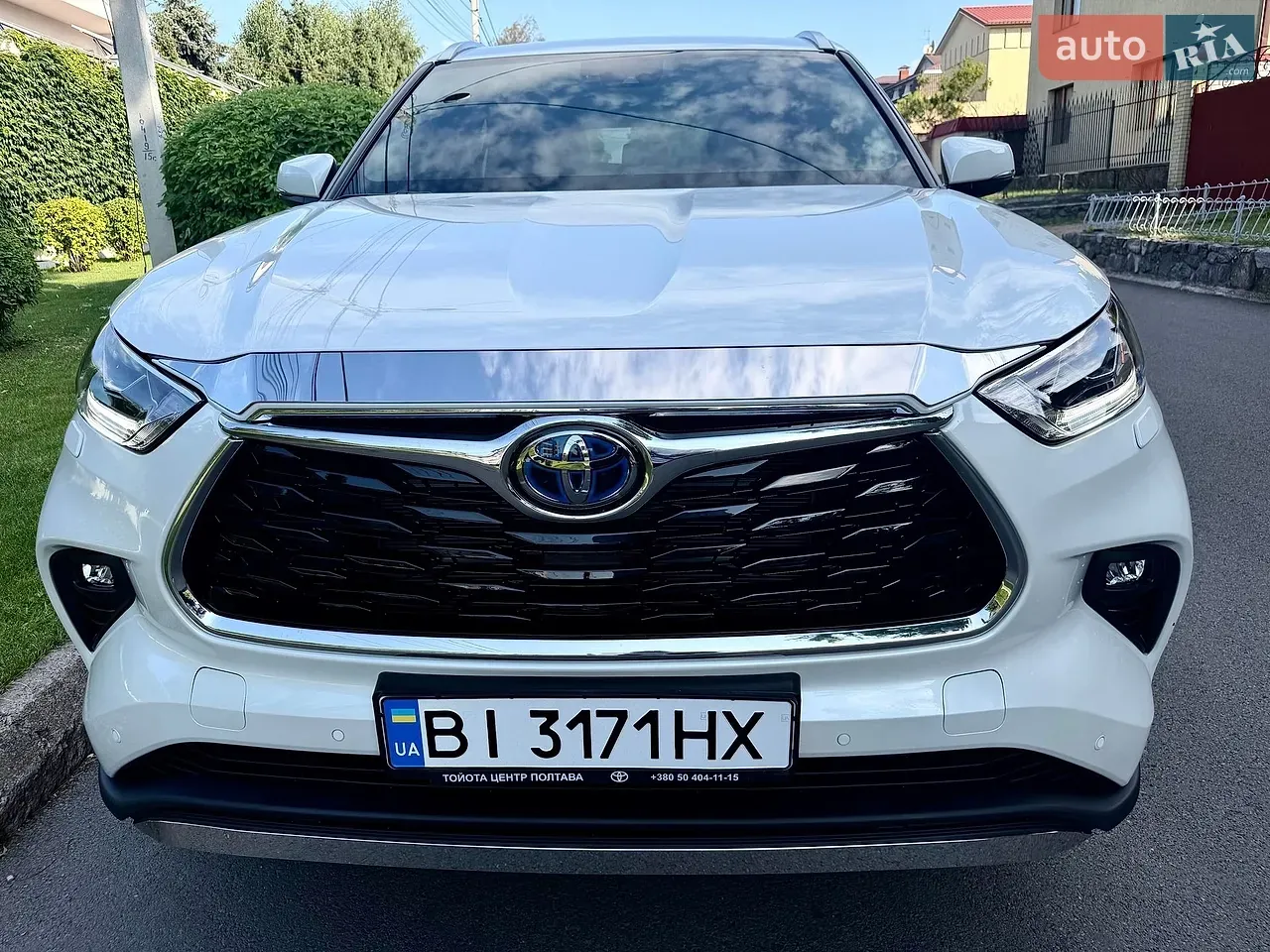 Toyota Highlander 2023 photo 3