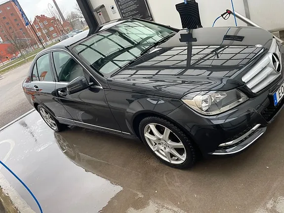 Mercedes-Benz C180 2013 photo 3
