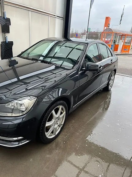Mercedes-Benz C180 2013 photo 2