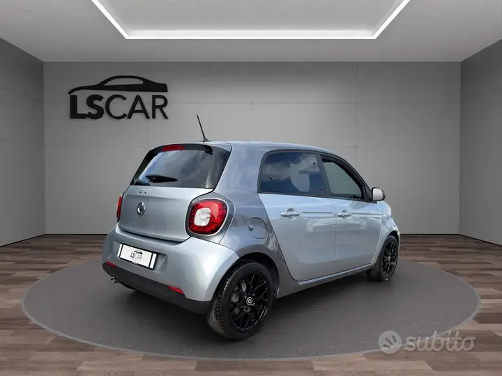 Smart Forfour 2017 photo 3
