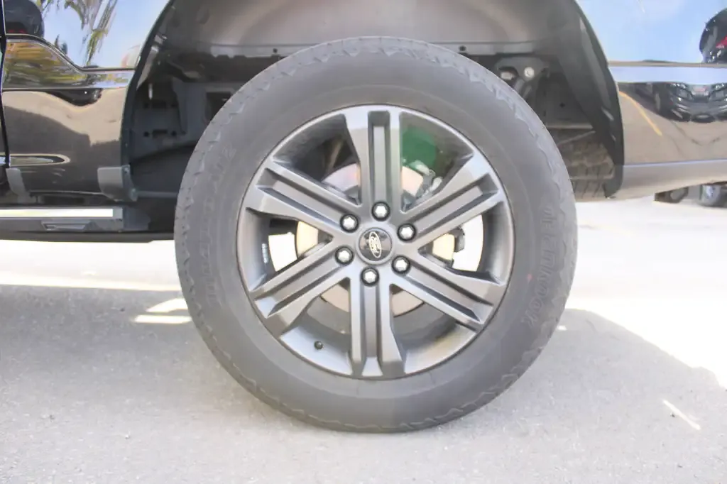 Ford F-150 2022 photo 3