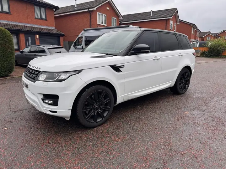 Land Rover Range Rover Sport 2014 photo 4