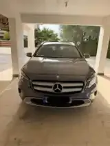 Mercedes-Benz Gla 2016 photo 2