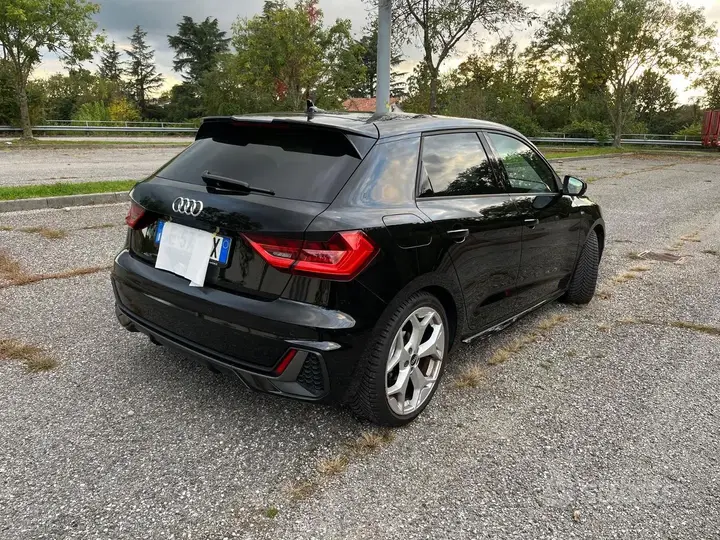 Audi A1 2021 photo 3