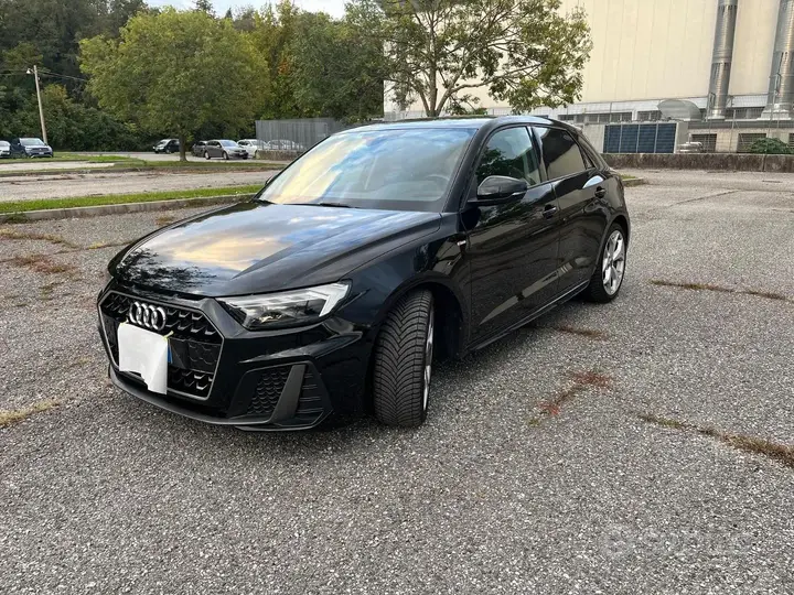 Audi A1 2021 photo 2