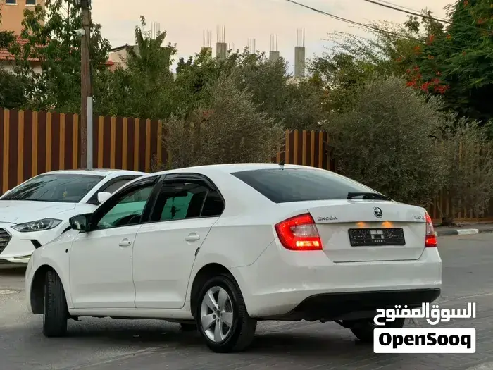 Skoda Rapid 2016 photo 3