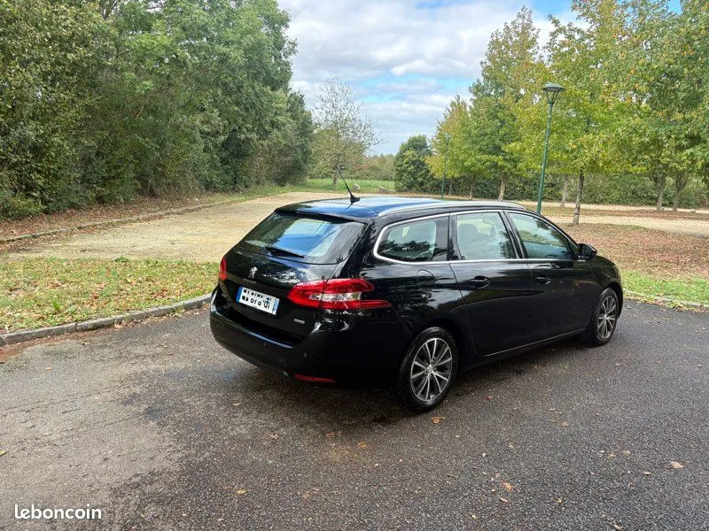 Peugeot 308 2016 photo 2
