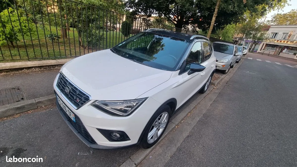 Seat Arona