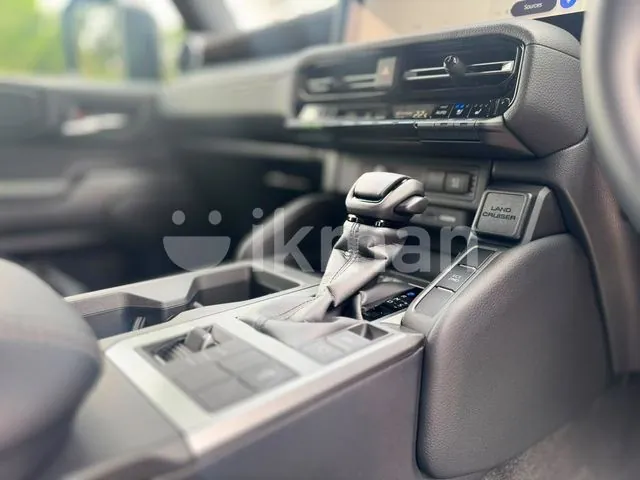 Toyota Land Cruiser Prado 2026 photo 5