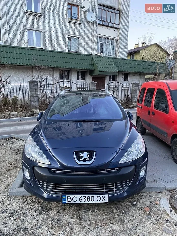 Peugeot 308 2008 photo 2