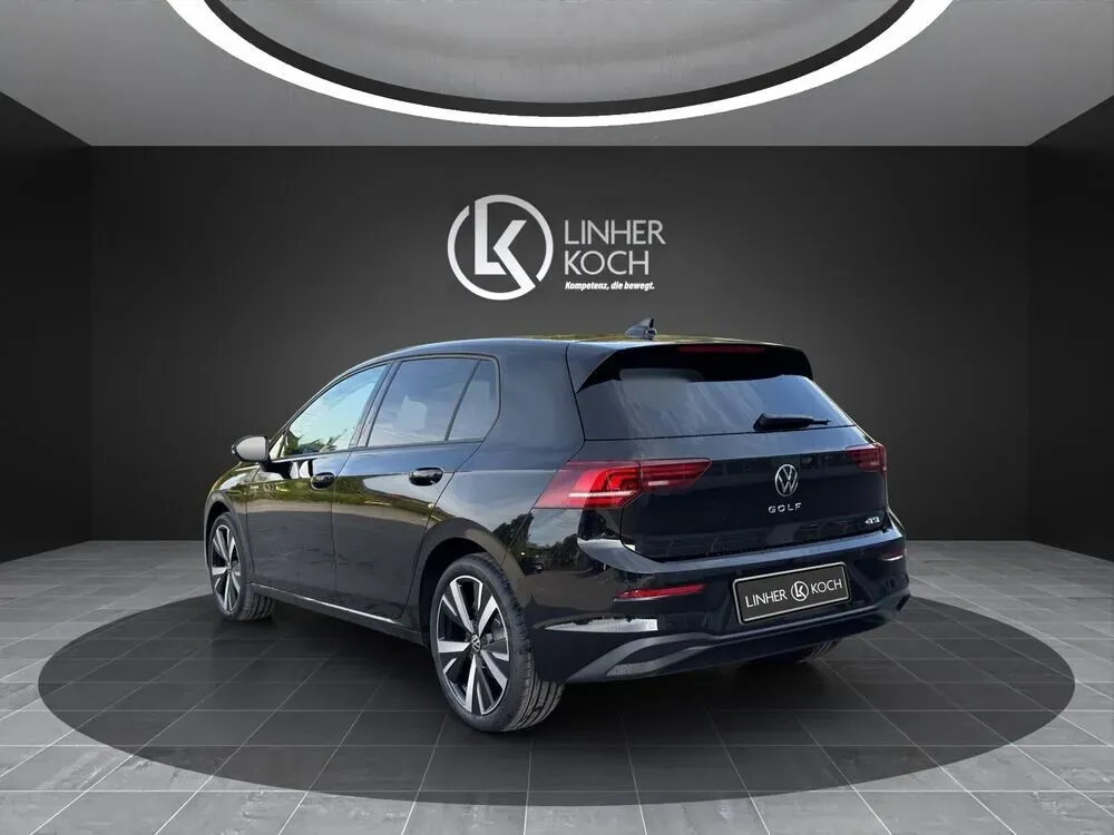 Volkswagen Golf 2026 photo 3