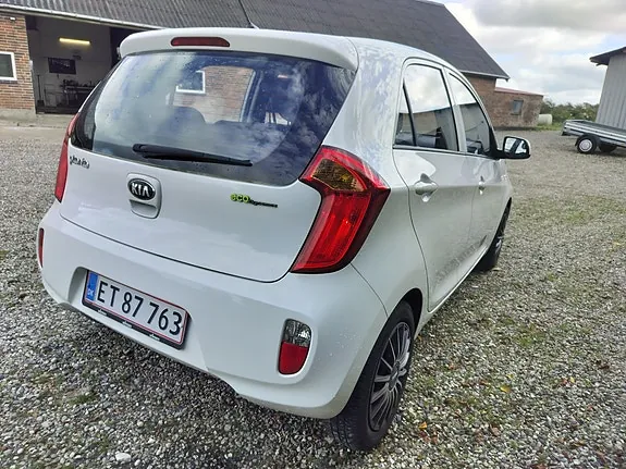 Kia Picanto 2013 photo 3