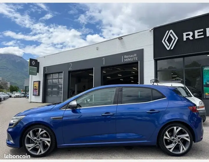 Renault Megane 2016 photo 2