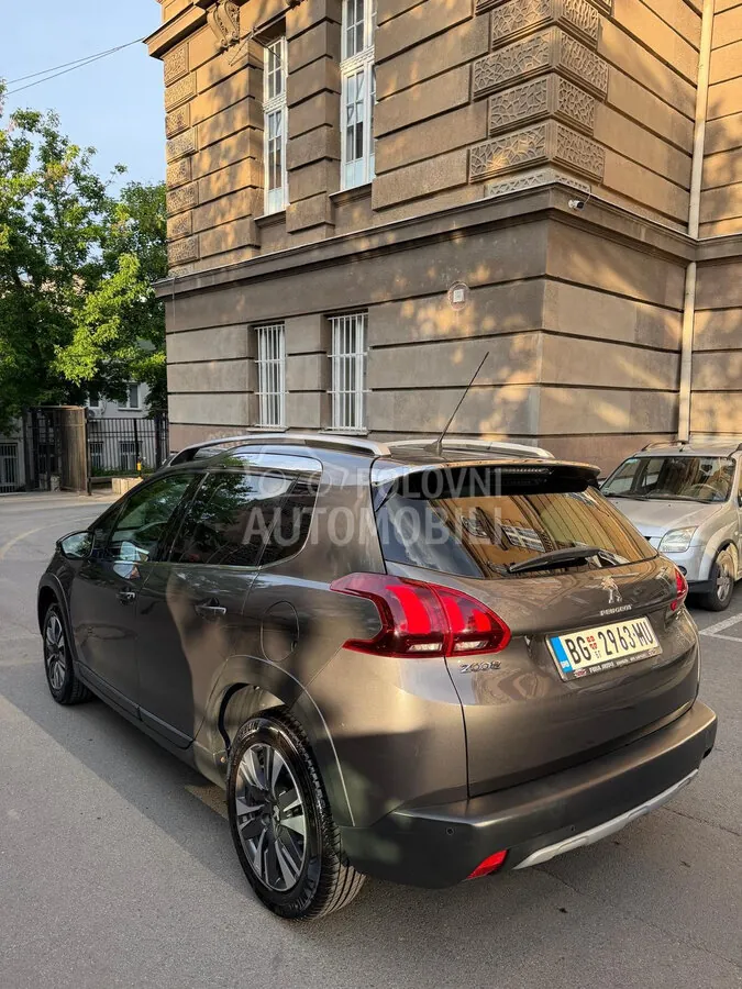 Peugeot 2008 2018 photo 5
