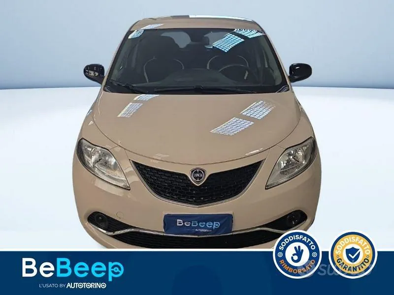 Lancia Ypsilon 2018 photo 2
