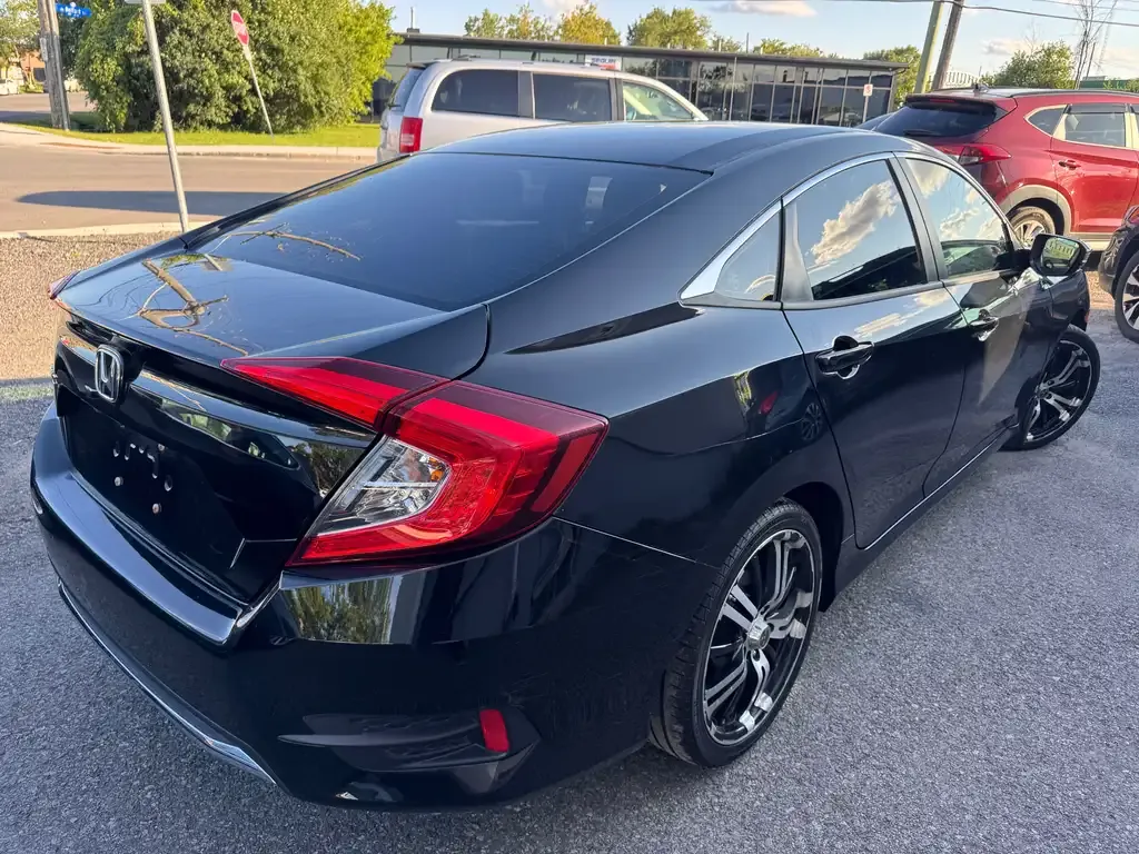 Honda Civic 2019 photo 3