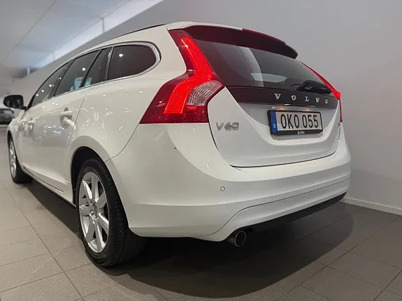 Volvo V60 2017 photo 4