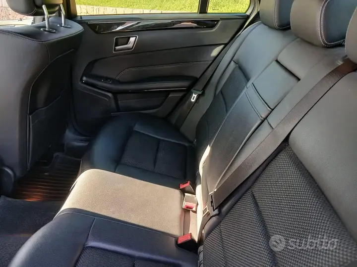 Mercedes-Benz E-Class 2015 photo 5
