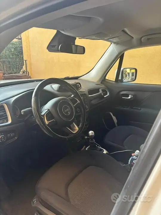 Jeep Renegade 2017 photo 3