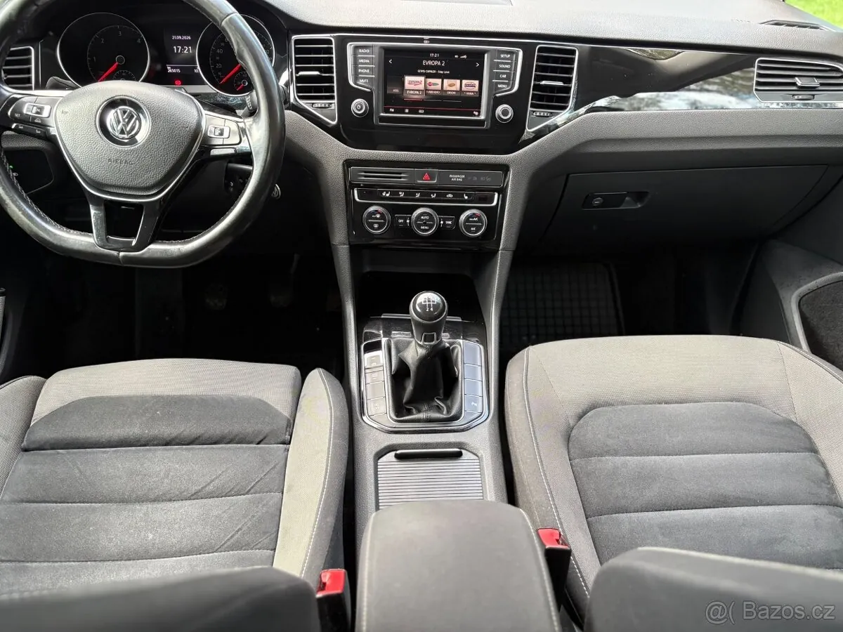 Volkswagen Golf Sportsvan 2015 photo 5