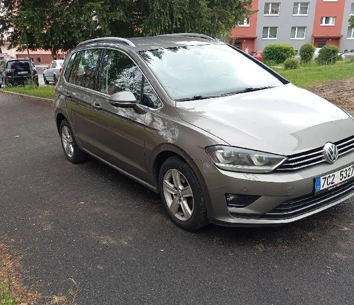 Volkswagen Golf Sportsvan 2015 photo 3