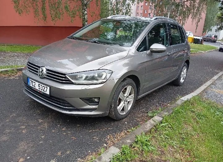 Volkswagen Golf Sportsvan 2015 photo 2