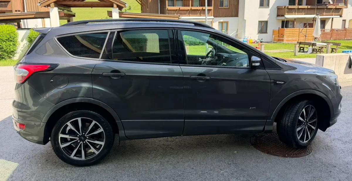 Ford Kuga 2018 photo 2