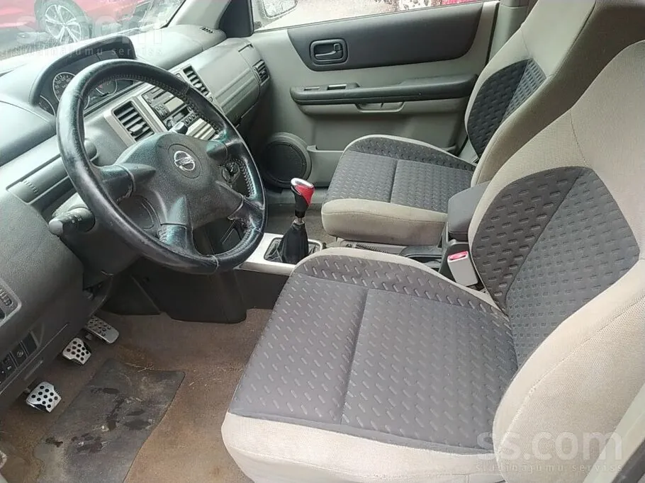 Nissan X-Trail 2004 photo 5