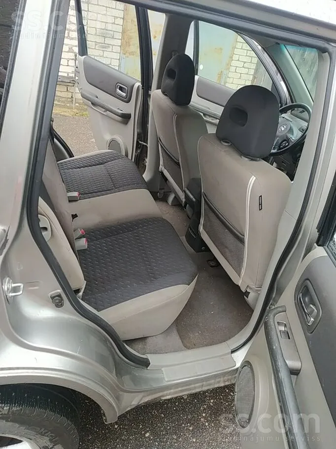 Nissan X-Trail 2004 photo 4