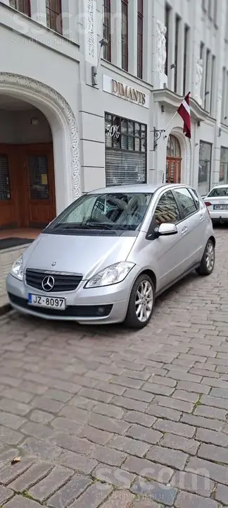 Mercedes-Benz A160