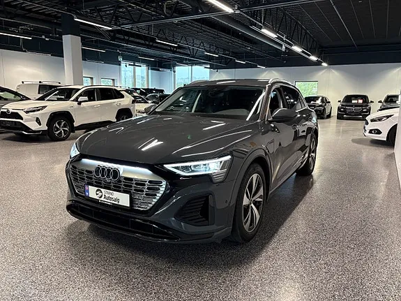 Audi Q8 2024 photo 3