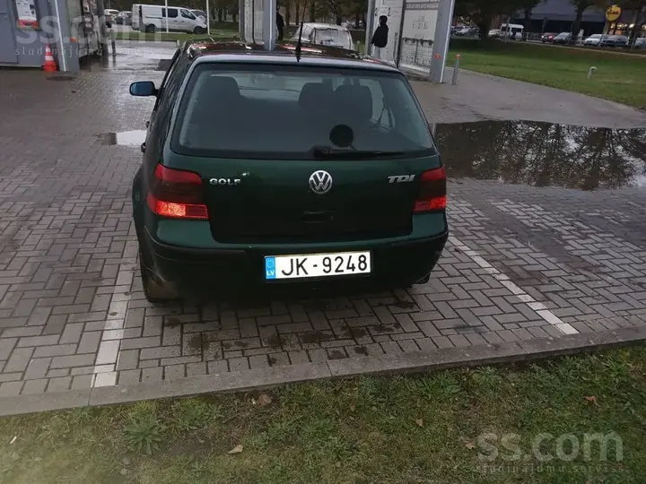 Volkswagen Golf 4 2002 photo 2