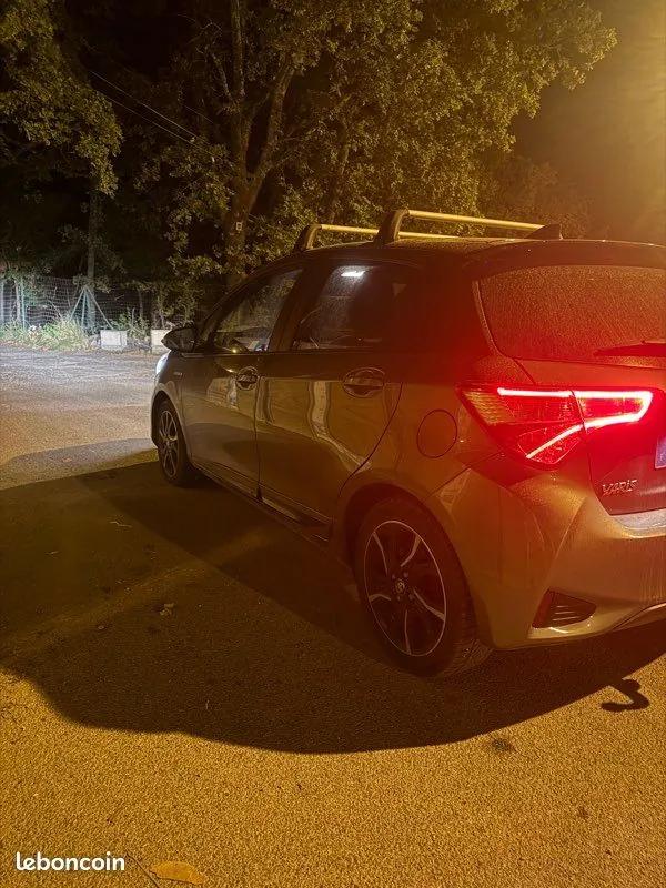 Toyota Yaris 2018 photo 3