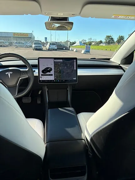 Tesla Model 3 2019 photo 4
