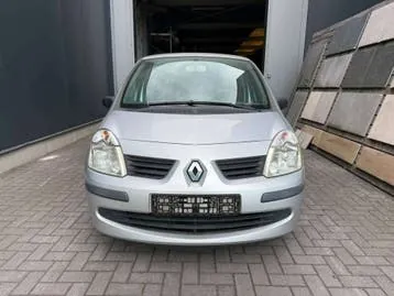 Renault Modus 2007 photo 2
