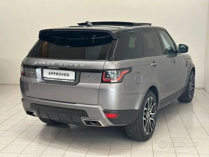 Land Rover Range Rover Sport 2022 photo 2