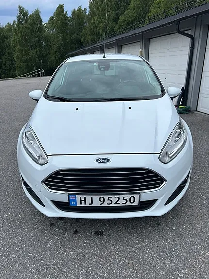 Ford Fiesta 2014 photo 4