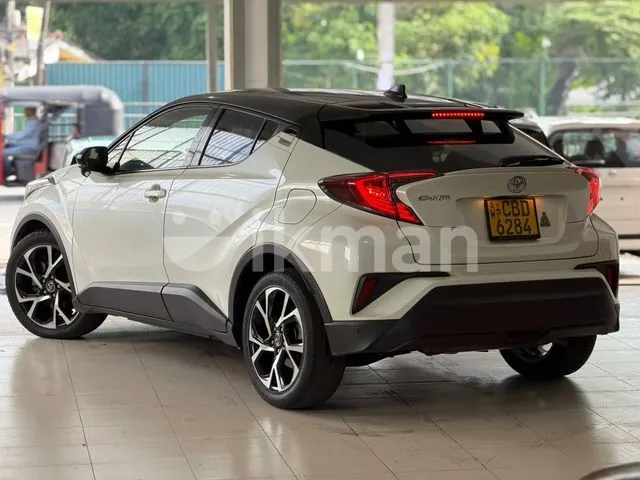 Toyota Chr 2018 photo 4