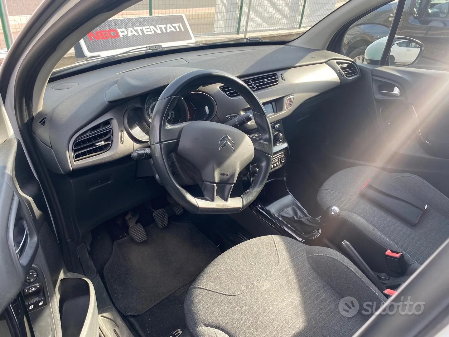 Citroen C3 2015 photo 3