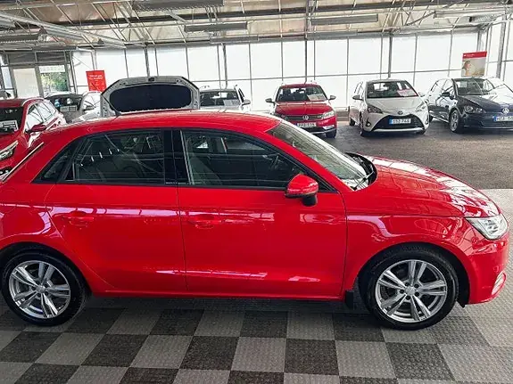 Audi A1 2015 photo 5