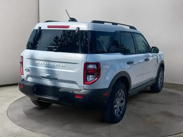 Ford Bronco Sport 2026 photo 5