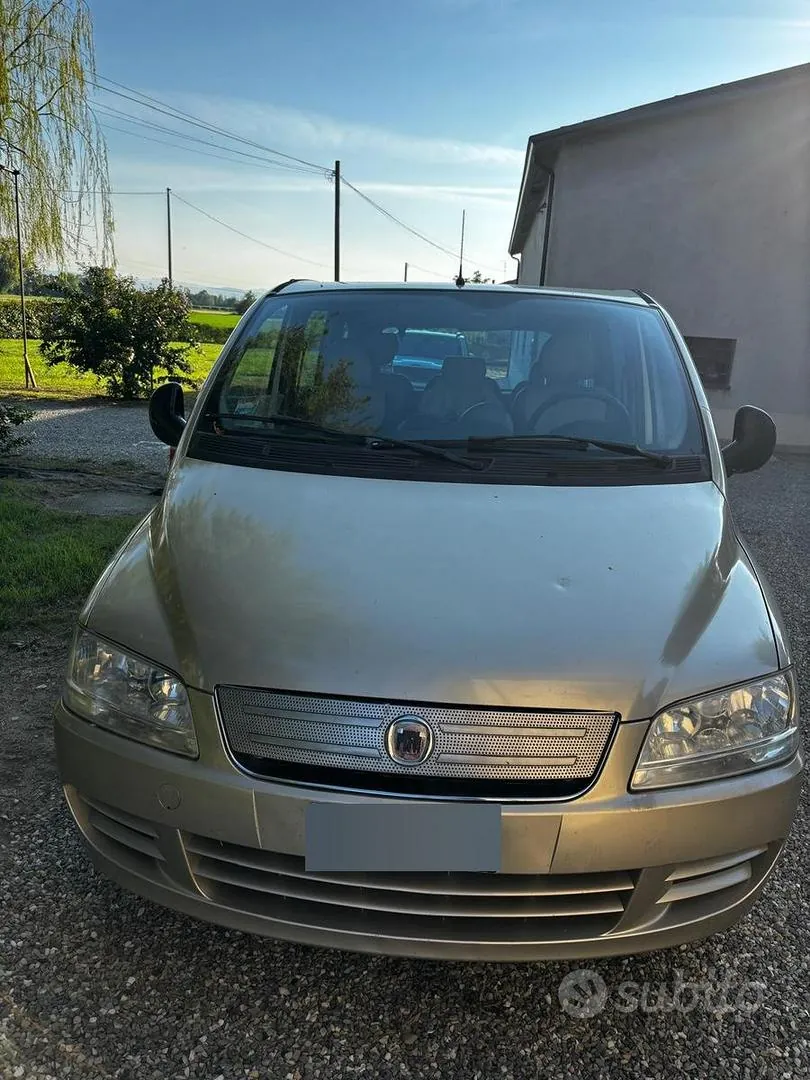 Fiat Multipla 2009 photo 2